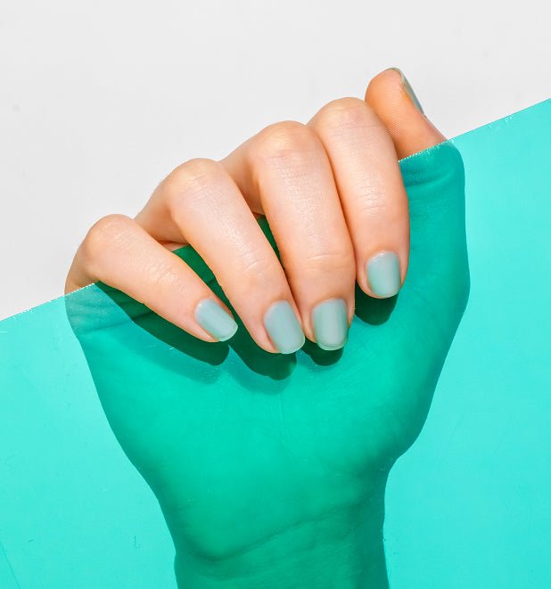 A Seaside Holiday… On Your Fingertips - butter LONDON