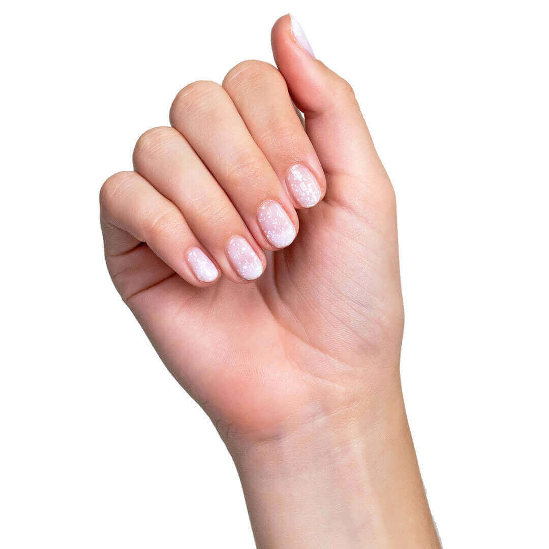 Are white spots on nails a sign of vitamin deficiency? | Welzo